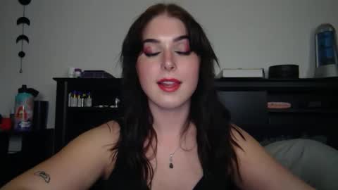 auroralightz1 online show from 10/02/25, 03:24