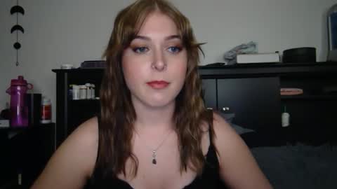 auroralightz1 online show from 10/24/25, 03:47