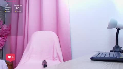 Aurora online show from 09/15/25, 01:22