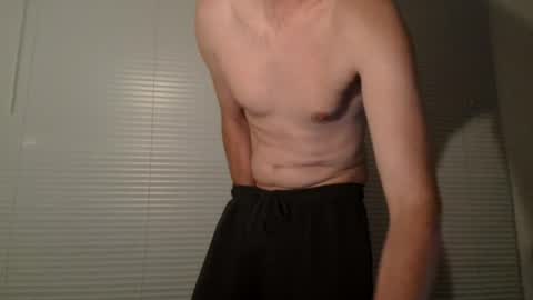 Snapshot of auscockup chatting on 06/28/26, 12:44 auscockup online show from 06/28/26, 12:44