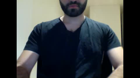 Snapshot of aussie099 chatting on 12/18/24, 10:40 aussie099 online show from 12/18/24, 10:40