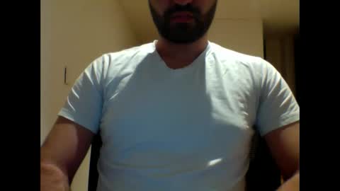 Snapshot of aussie099 chatting on 01/07/25, 10:32 aussie099 online show from 01/07/25, 10:32