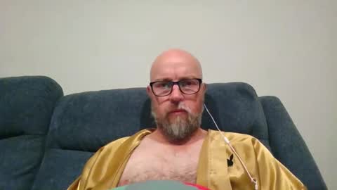 Snapshot of aussieguy73 chatting on 10/30/25, 12:28 aussieguy73 online show from 10/30/25, 12:28