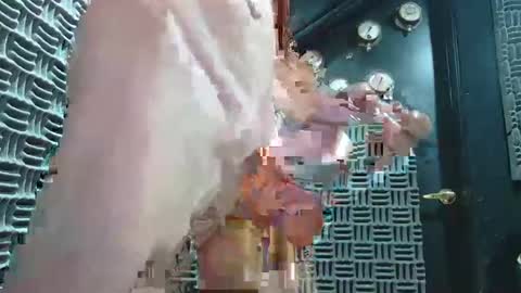 Snapshot of aussieraz chatting on 12/01/24, 06:41 aussieraz online show from 12/01/24, 06:41