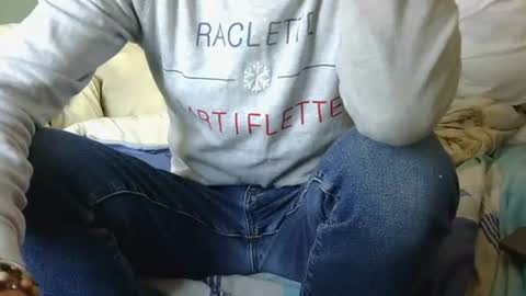 Snapshot of austin24100 chatting on 12/01/25, 11:26 Austin online show from 12/01/25, 11:26