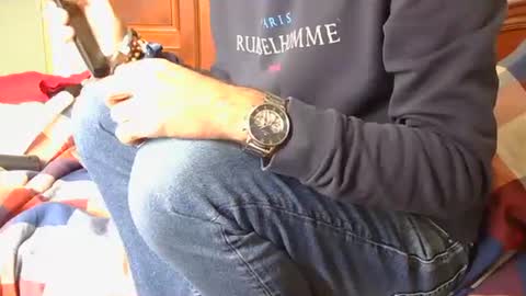 Snapshot of austin24100 chatting on 12/15/25, 11:25 Austin online show from 12/15/25, 11:25