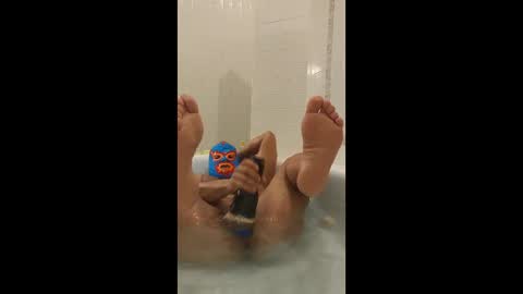 Snapshot of austin819 chatting on 12/15/25, 04:06 austin819 online show from 12/15/25, 04:06