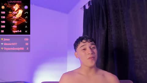 Snapshot of austin_cardieff_ chatting on 11/07/25, 03:28 Austin online show from 11/07/25, 03:28