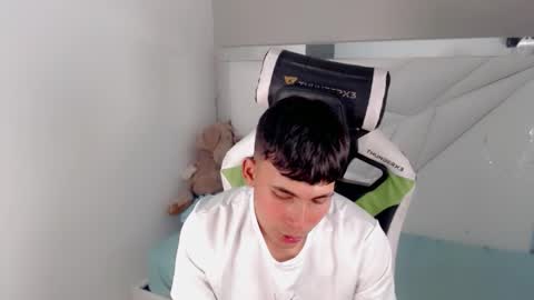 AUSTIN online show from 10/16/25, 08:54