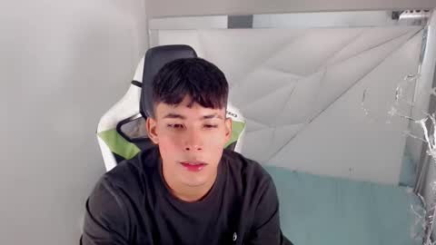 AUSTIN online show from 10/19/25, 02:07