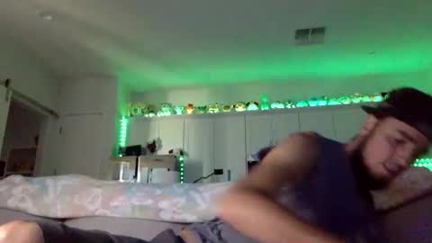 Snapshot of austincutieyes chatting on 09/14/25, 06:40 AudiEna online show from 09/14/25, 06:40