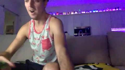 Snapshot of austincutieyes chatting on 11/02/25, 10:12 AudiEna online show from 11/02/25, 10:12