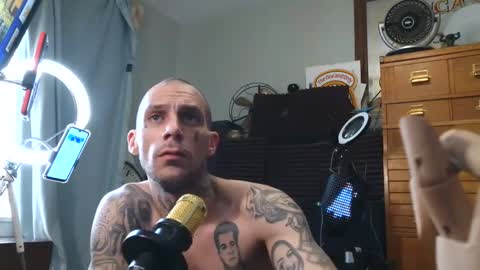 Austin is King online show from 09/22/25, 08:55