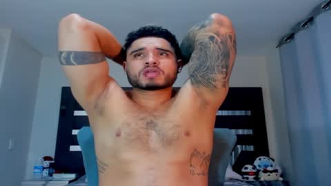 AustinTorres  online show from 01/08/25, 03:19