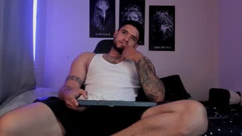 AustinTorres  online show from 11/21/25, 12:21