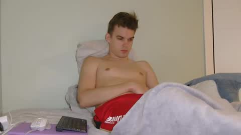 Snapshot of auston_r1ch chatting on 09/29/25, 10:03 Auston 3 online show from 09/29/25, 10:03