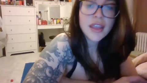 autumnb712 online show from 02/08/25, 10:29