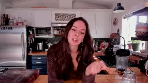 Snapshot of autumnknightly chatting on 03/10/25, 05:18 Autumn Knightly online show from 03/10/25, 05:18