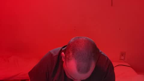 Snapshot of auz1812 chatting on 11/04/25, 10:20 Auz online show from 11/04/25, 10:20