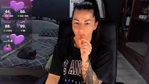 Snapshot of ava__doll chatting on 01/03/25, 07:27 Ava online show from 01/03/25, 07:27