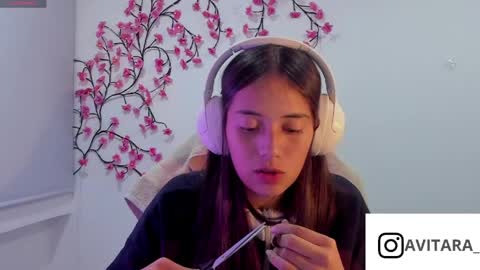              online show from 05/13/26, 01:36