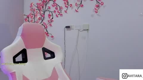              online show from 05/19/26, 01:56