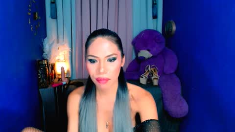 Ava online show from 02/01/25, 04:46