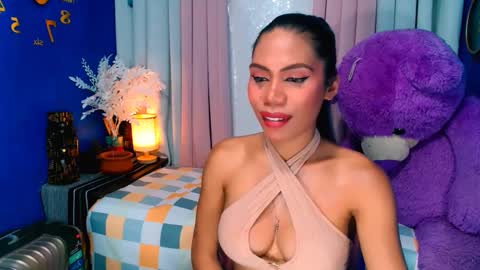 Ava online show from 02/13/25, 05:58