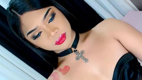 Ava online show from 12/05/25, 09:29