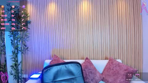 Snapshot of ava_milller chatting on 11/25/25, 10:59 Ava- Megan - Every day from 530 to 200 pm COL online show from 11/25/25, 10:59