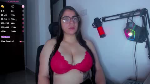 Snapshot of ava_muse chatting on 12/13/25, 07:53 ava muse online show from 12/13/25, 07:53