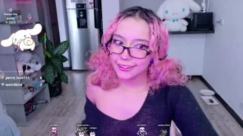 Snapshot of ava_williams_ chatting on 07/13/26, 07:16 AVA online show from 07/13/26, 07:16