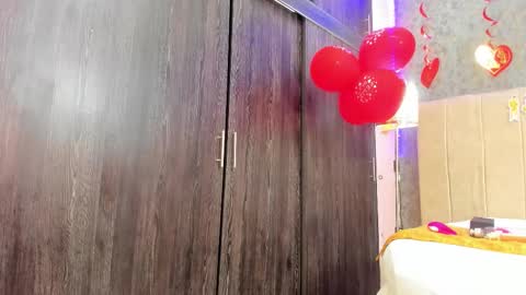 Snapshot of avaa_am chatting on 09/29/25, 01:00 AVA online show from 09/29/25, 01:00