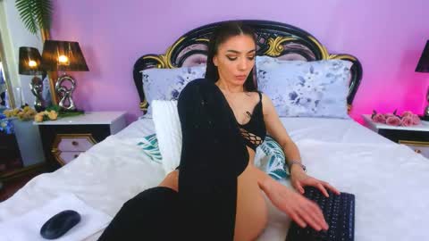 avaaaddamss online show from 11/19/25, 10:26