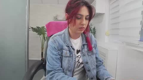    online show from 05/28/26, 02:42