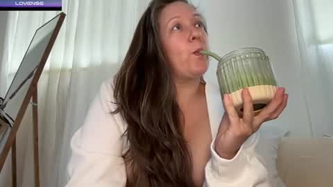 Ava . Support my channel by using my affiliate link to make your account  Thanks  online show from 06/25/26, 03:38