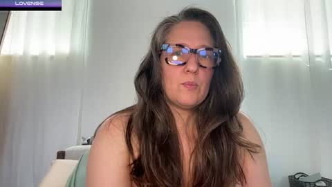 Ava . Support my channel by using my affiliate link to make your account  Thanks  online show from 07/03/26, 05:52