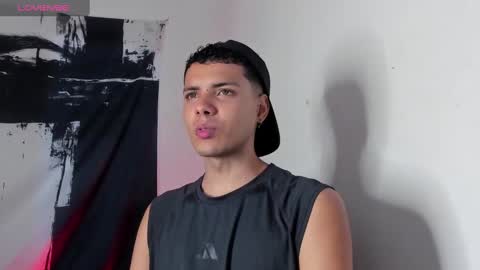 Snapshot of avaggi chatting on 09/30/25, 10:15 Avaggi online show from 09/30/25, 10:15