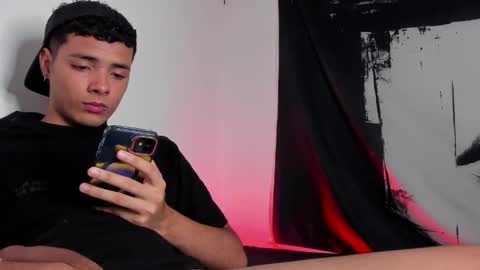 Snapshot of avaggi chatting on 10/14/25, 09:59 Avaggi online show from 10/14/25, 09:59