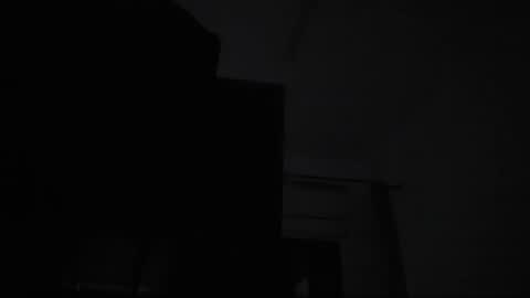 Snapshot of avajamess_ chatting on 05/27/26, 01:57 EVA online show from 05/27/26, 01:57