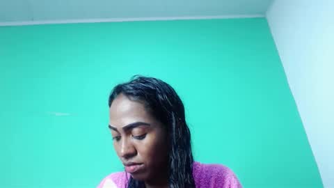 avalericherrycm101 online show from 11/26/25, 02:01