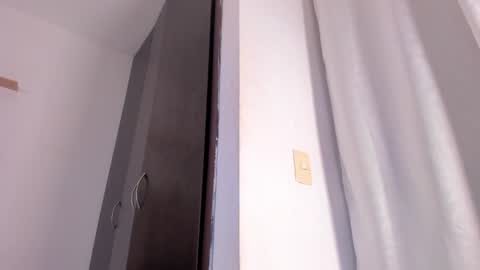 Avaline Help me reach 100 likes TRANSMISSION EVERY DAY FROM 39 PM online show from 02/05/25, 03:23