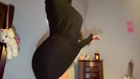 Snapshot of avangelinefunn99 chatting on 10/25/25, 06:43 avangelinefunn99 online show from 10/25/25, 06:43