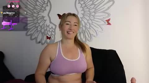 Ava online show from 06/14/26, 11:07