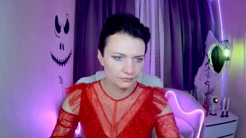 avasaturnian online show from 10/21/25, 01:01