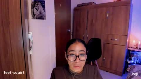 Snapshot of ave_fenix69 chatting on 06/30/26, 01:39 Valery -- online show from 06/30/26, 01:39