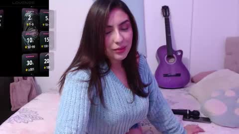 Snapshot of ave_negra_ chatting on 03/09/25, 06:17 ave_negra_ online show from 03/09/25, 06:17