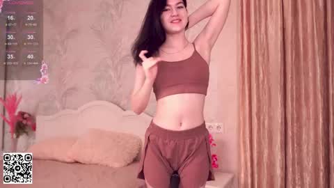 aveloria online show from 10/16/25, 06:09