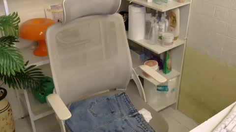 Rhian online show from 07/28/26, 04:39