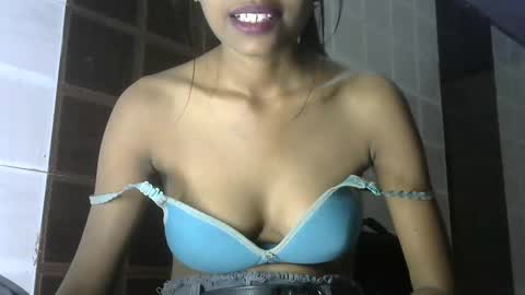 Snapshot of avery_lust01 chatting on 03/07/26, 05:59 avery_lust01 online show from 03/07/26, 05:59